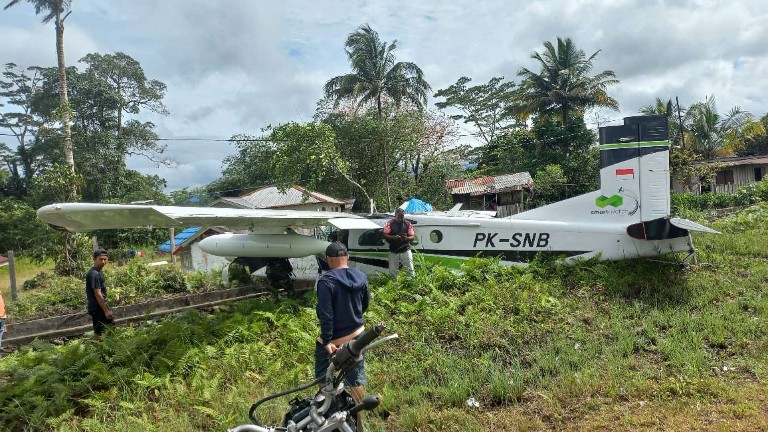 Pesawat Smart Air Tergelincir Di Bandara Kenyam Papua Detik