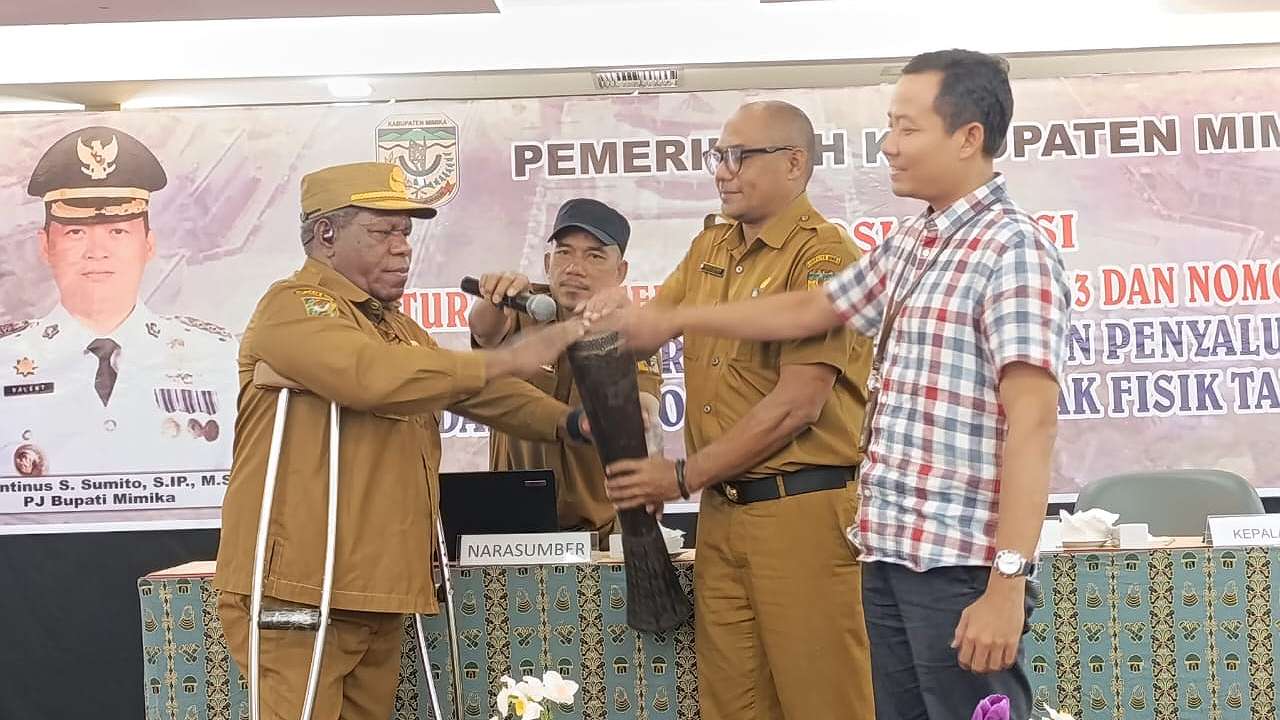 BPKAD Mimika gelar sosialisasi Permenkeu nomor 33 dan 25 dalam rangka percepatan penyaluran dana otonomi khusus dan fisik tahun 2024. Foto; Martha/Papua60detik