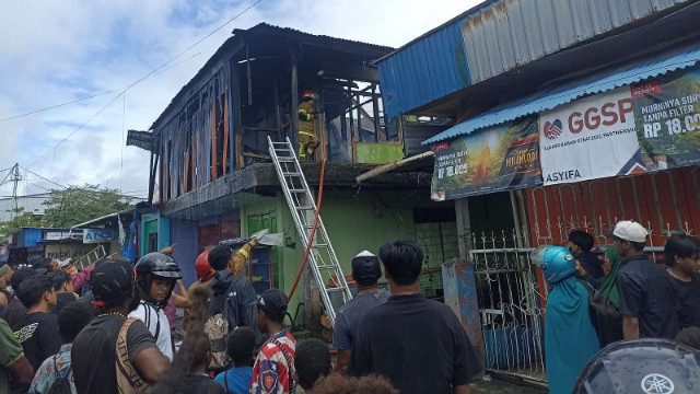 Kamar Kos milik Dirham Husin di Jalan Pendidikan terbakar. Foto: Eka/Papua60detik
