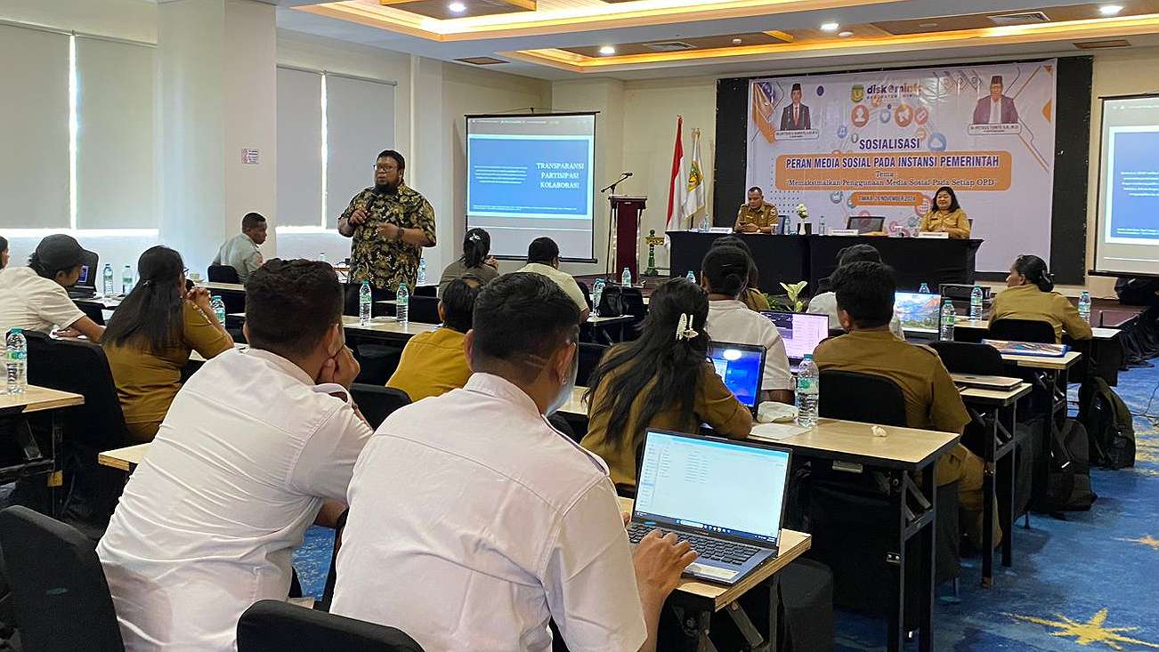 Sosialisasi peran media sosial pada instansi pemerintah kepada Organisasi Perangkat Daerah (OPD) dan distrik di Ballroom Hotel Horison Ultima, Selasa (26/11/2024) Foto: Faris/ Papua60detik