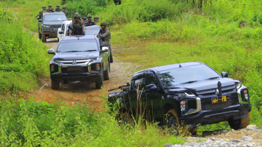 Satgas Damai Cartenz-2025 Gelar patroli untuk pulihkan keamanan di Yalimo dan kejar Aske Mabel. Foto: Satgas Humas ODC-2025