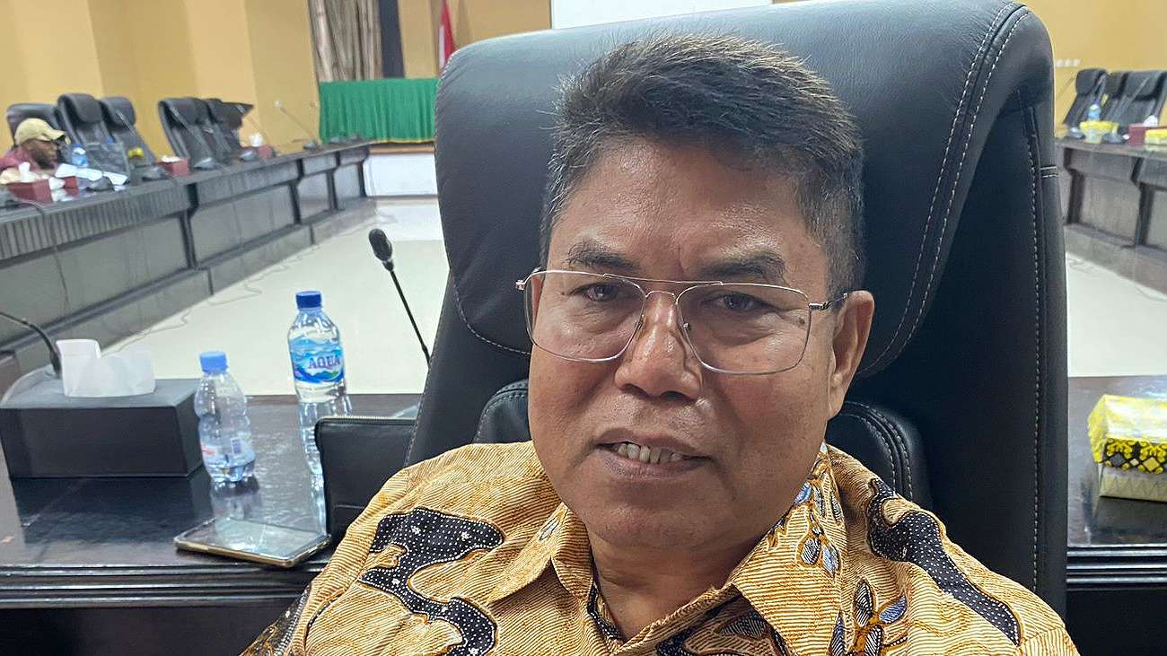 Ketua Sementara DPRD Mimika Iwan Anwar. Foto: Faris/ Papua60detik