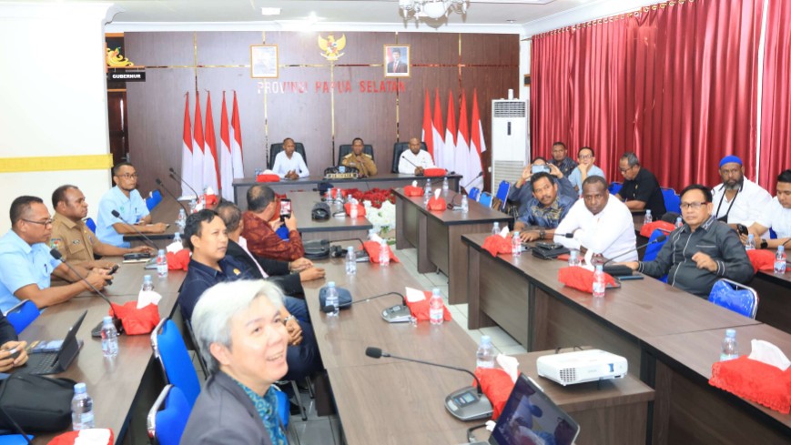 Pemprov Papua Selatan Gelar rapat bersama PT Puri Abadi Indonesia selaku pengembang Hotel Marriott di kantor gubernur Papua Selatan. Foto : Jamal/ Papua60detik