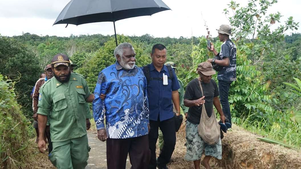 Wakil Gubernur Papua Selatan, Paskalis Imadawa di kampung Winiktit, Distrik Waropko, Kabupaten Boven Digoel.