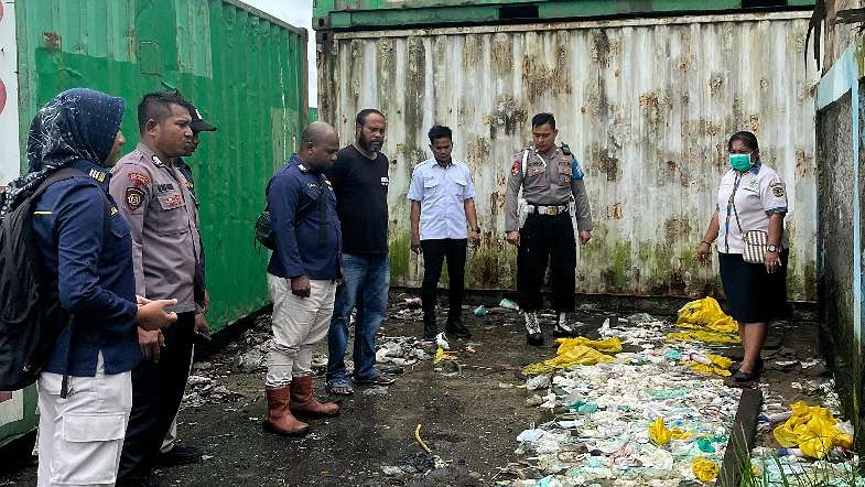 dinkes-gerak-cepat-investigasi-limbah-medis-yang-dibuang-di-pomako