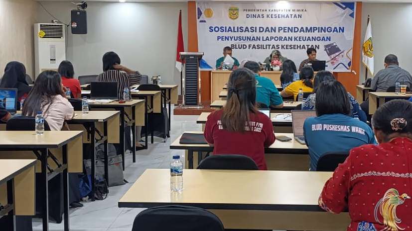 Dinkes Mimika lakukan pendampingan kepada Faskes dalam penyusunan laporan keuangan BLUD, foto: Martha/ Papua60detik