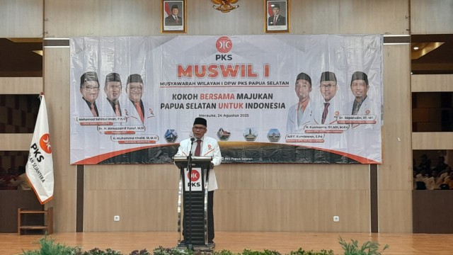 Ketua DPW PKS Papua Selatan periode 2025–2030, H. Kusmanto, memberikan sambutan. Foto : Jamal/Papua60detik