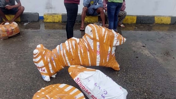 Barang bukti komponen sepeda motor yang akan dikirim ke Tanimbar. Foto: Istimewa