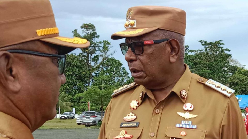 Bupati Mimika John Rettob foto; Martha/ Papua60detik