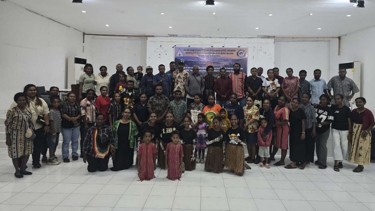 anak-muda-sorong-di-timika-bentuk-komunitas-k3amm