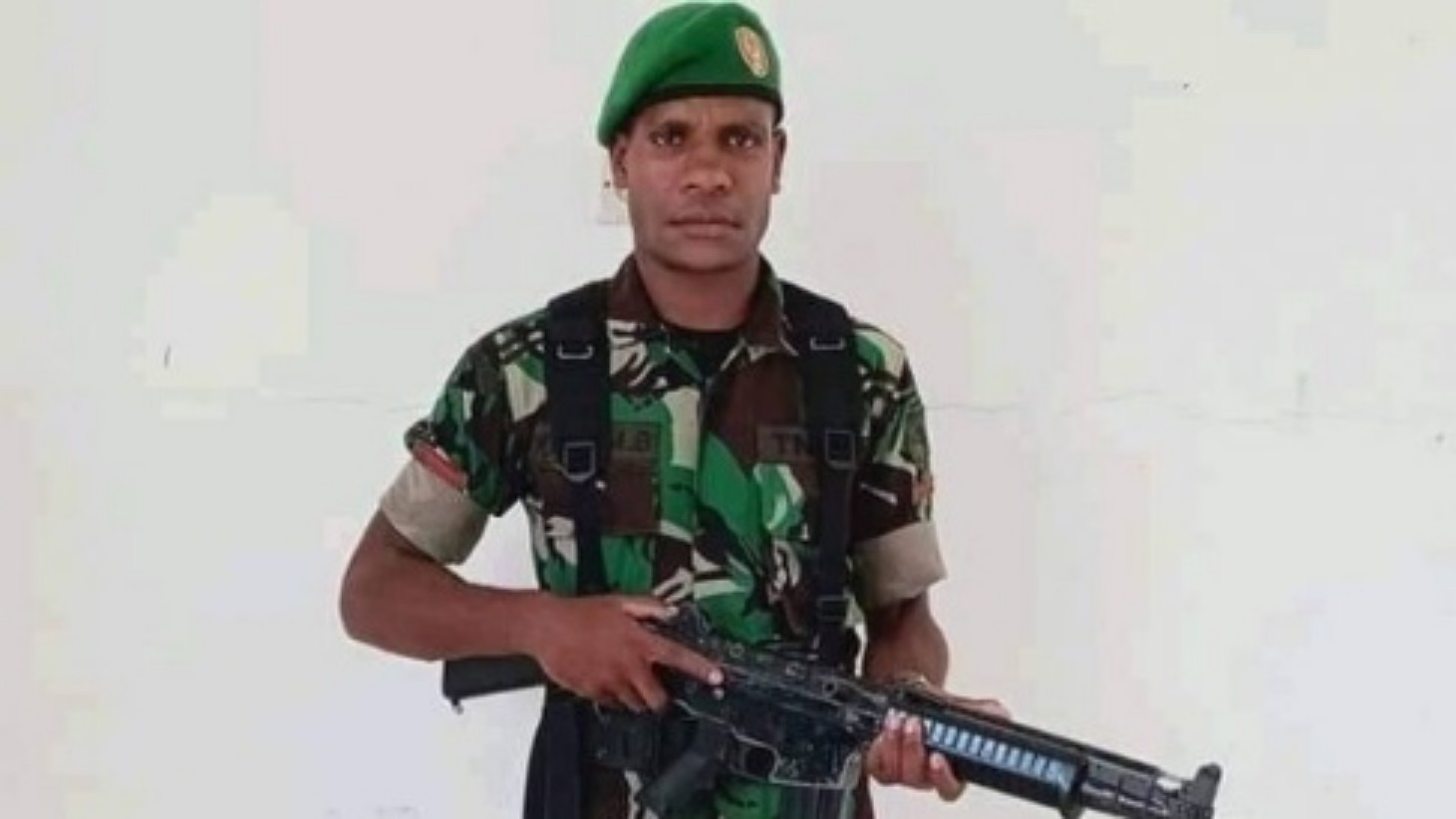 Prada Yotam Bugiangge, salah satu personel Kompi-C Yonif 756/WMS yang dilaporkan melarikan diri sejak Jumat (17/12/2021). Foto: Istimewa