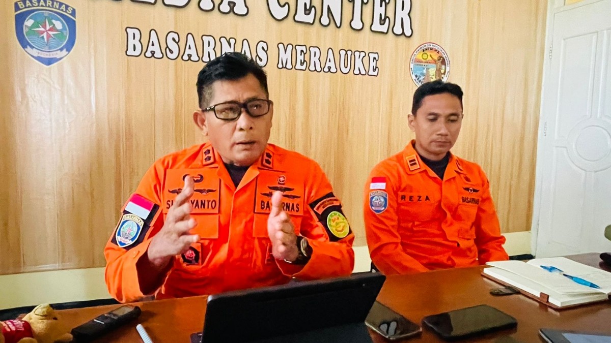 Kakansar Merauke, Supriyanto Ridwan dan Kasie Ops Reza Afriyanto. Foto: Ami/ Papua60detik