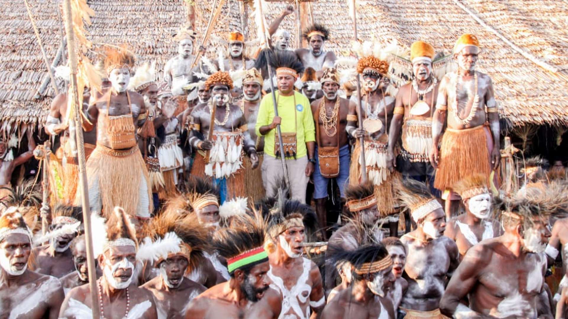 Deklarasi Thomas Eppe Safanpo sebagai calon bupati Asmat, Minggu (26/2/2023). Foto: Winto