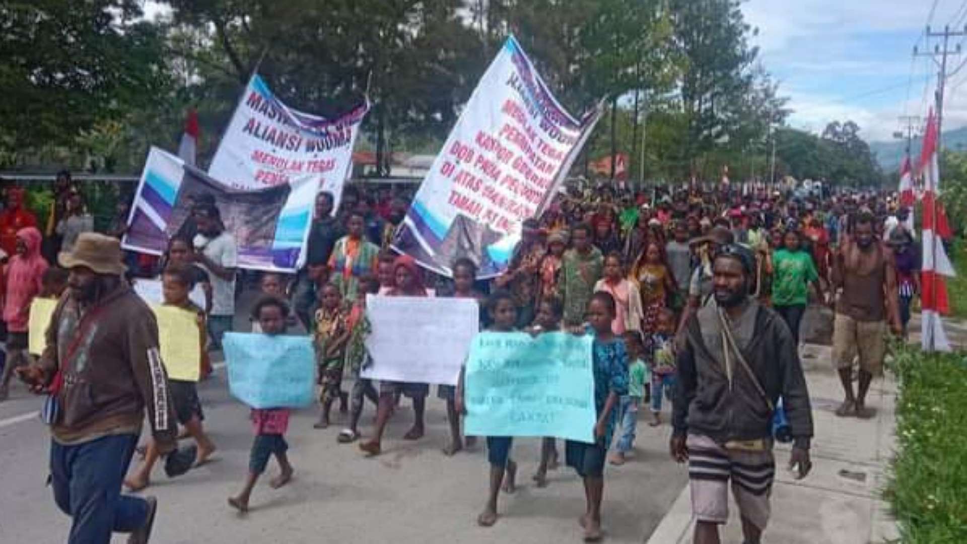 Mayarakat Wouma Wamena Kabupaten Jayawijaya melalui Aliansi Masyarakat Adat Wouma demonstrasi, Kamis (15/06/2023). Foto: Istimewa