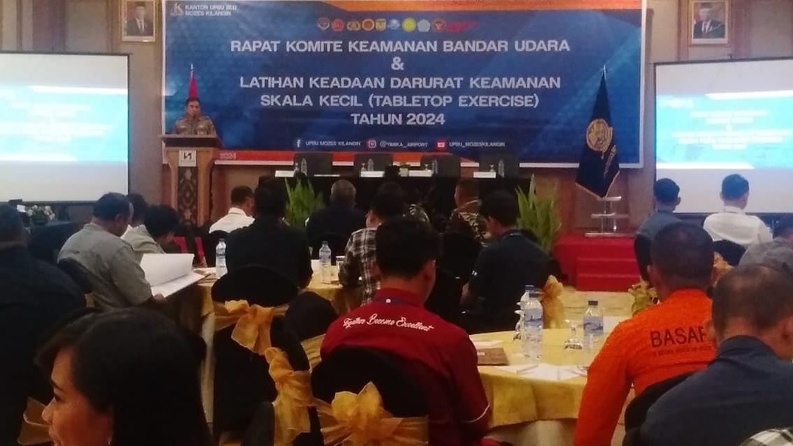 UPBU Mozes Kilangin Timika menggelar rapat komite keamanan kebandarudaraan di Swiss-Belinn Timika, Sabtu (01/06/2024). Foto: Martha/Papua60detik