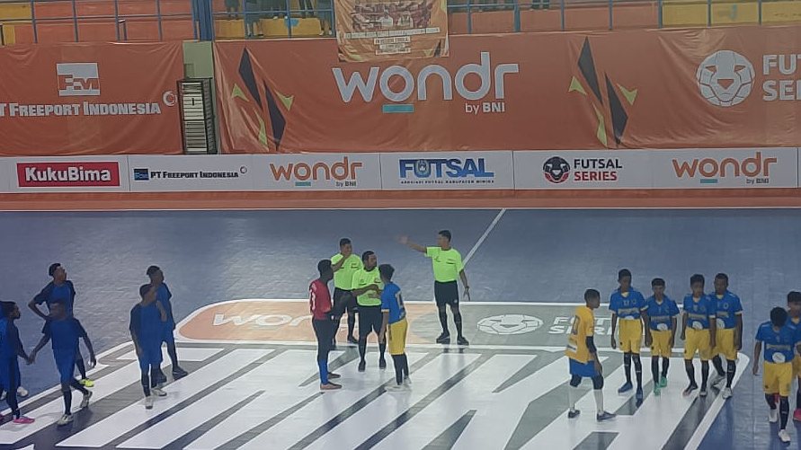 pt-freeport-gelar-turnamen-futsal-series-2025-diikuti-16-sekolah-di-timika